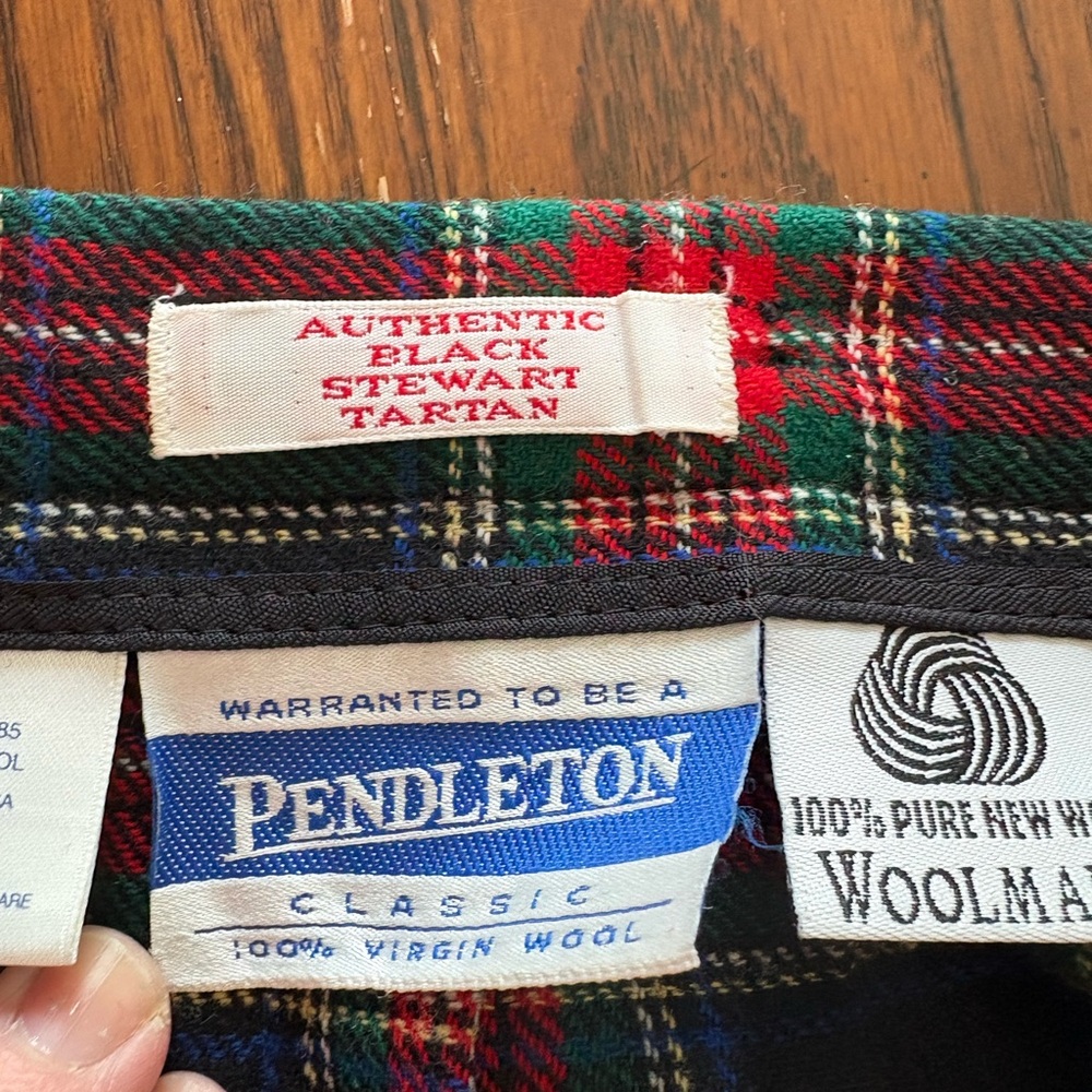 Pendleton classic vintage Black Stewart tartan pleated wool skirt - Picture 8 of 10